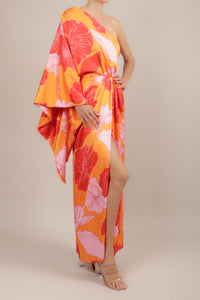 Vestido una manga naranja flores rojas