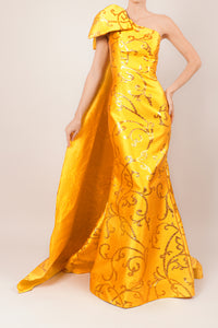 Vestido brocado amarillo moño en hombro