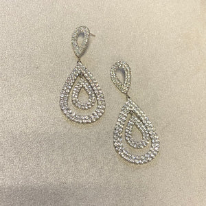 Arete en forma de gota plata