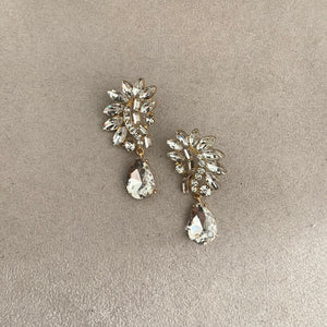 Arete media flor dorado-plata