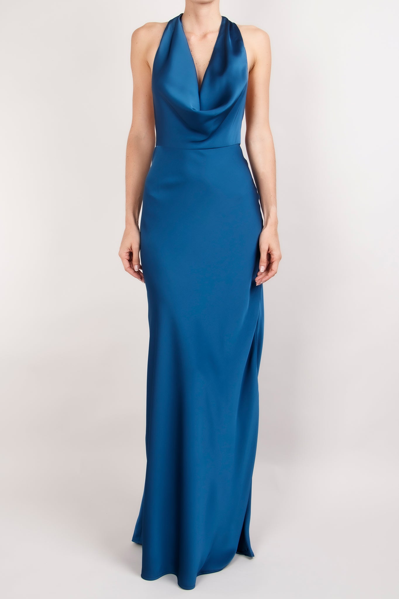 Vestido lencero de satín azul petroleo
