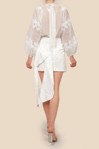 Conjunto blusa organza y falda corta blanco