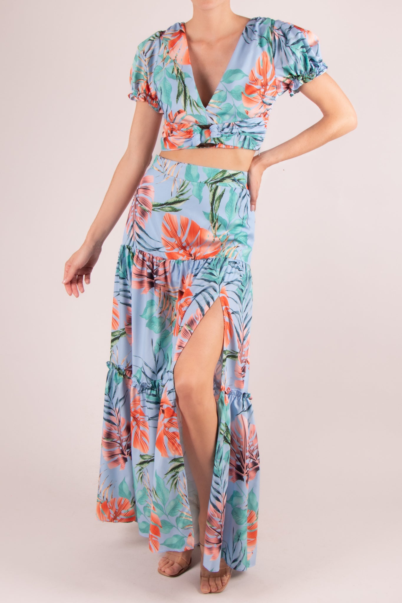 Conjunto print top y falda abertura en pierna azul