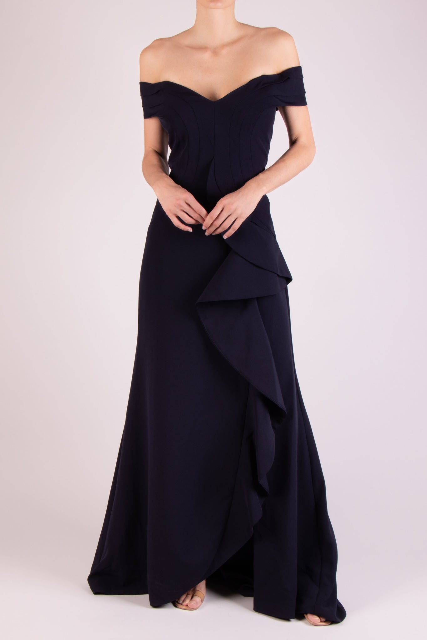 Vestido v off the shoulder liso navy