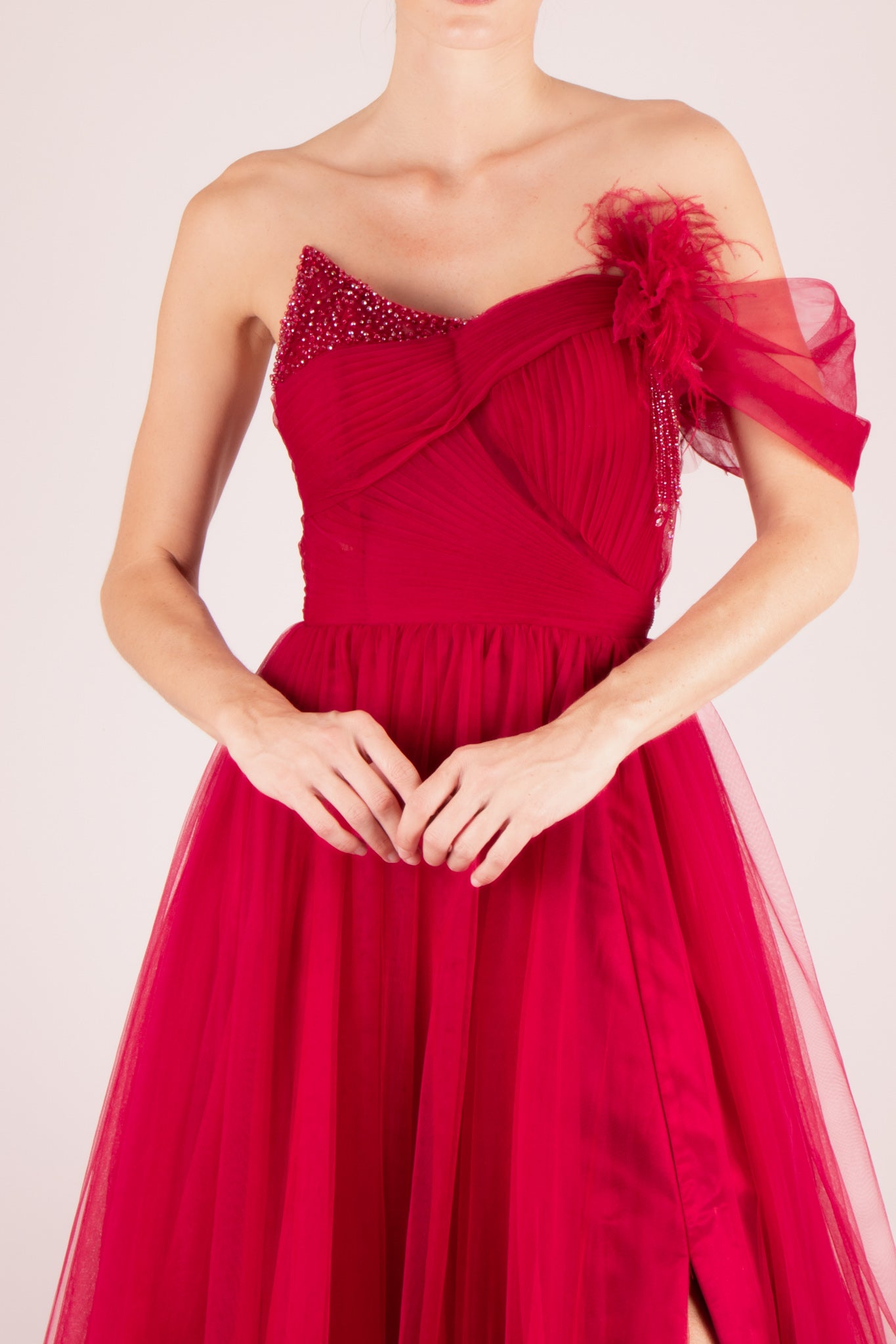Vestido un hombro capas abertura en pierna rojo