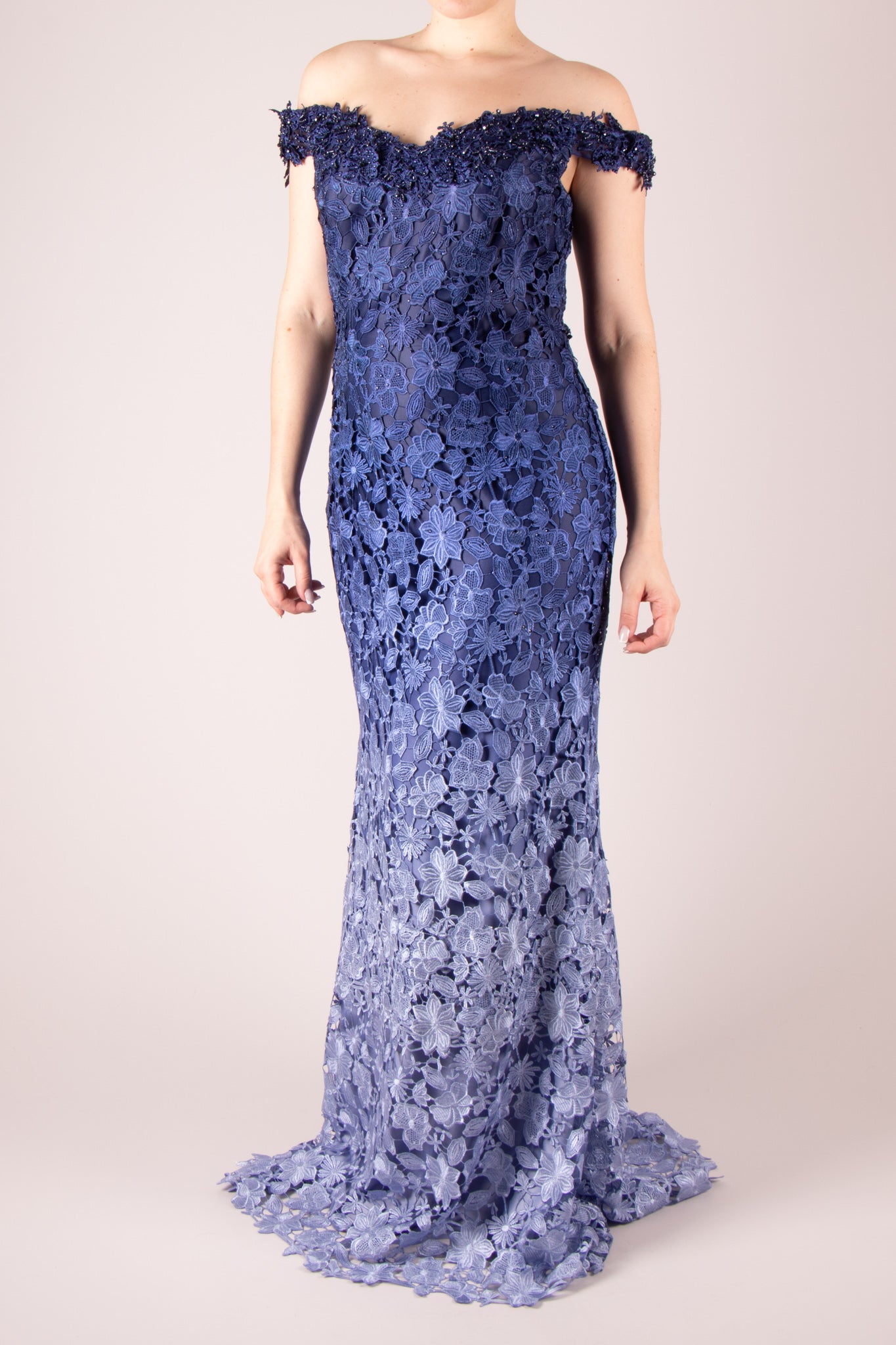 Vestido bordado bicolor navy-azul cielo