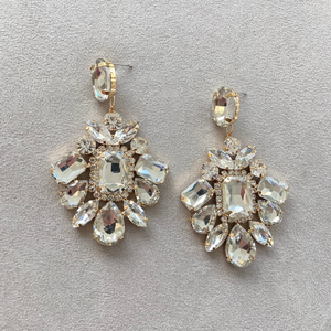 Arete flor dorado