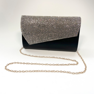 Clutch negro con pedreria