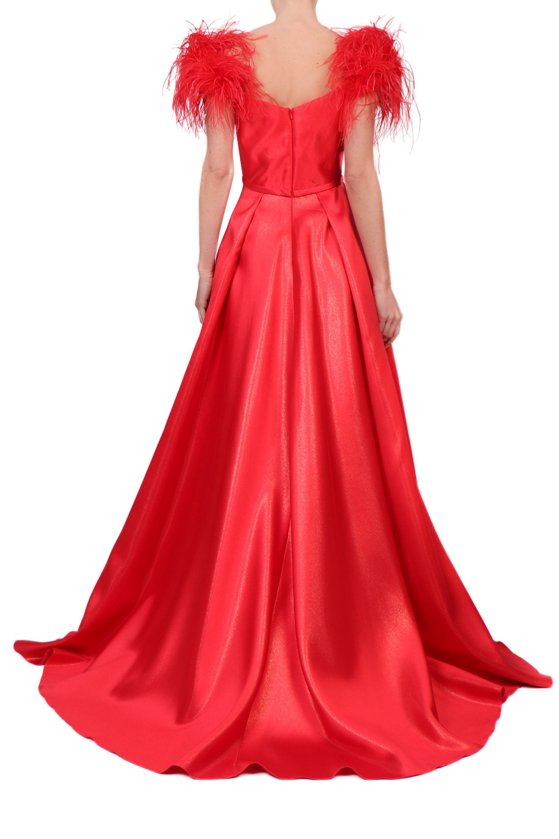Vestido plumas en hombros rojo – Lila Alta Costura