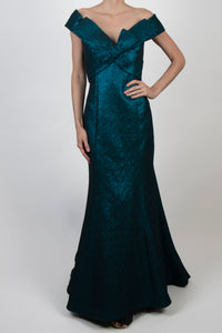 Vestido off the shoulder azul metalico