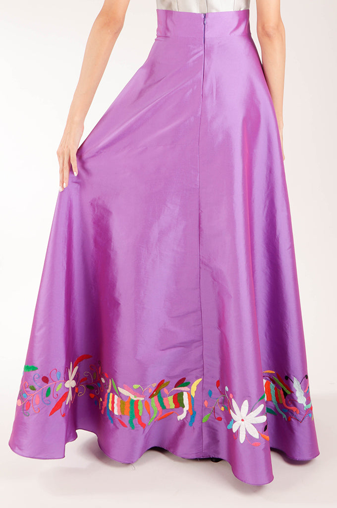 Vestido con discount falda semicircular