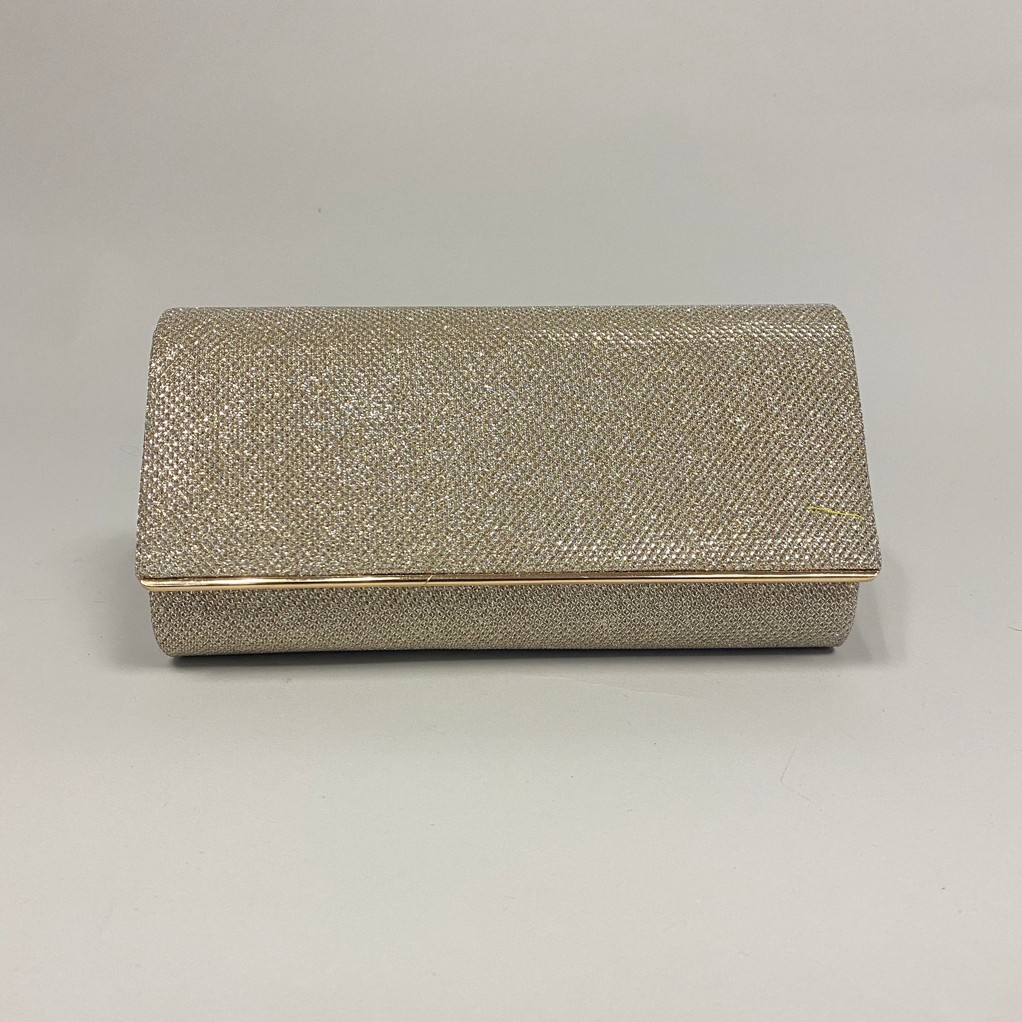 Clutch dorada