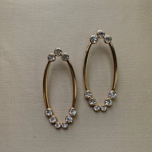 Arete ovalo dorado