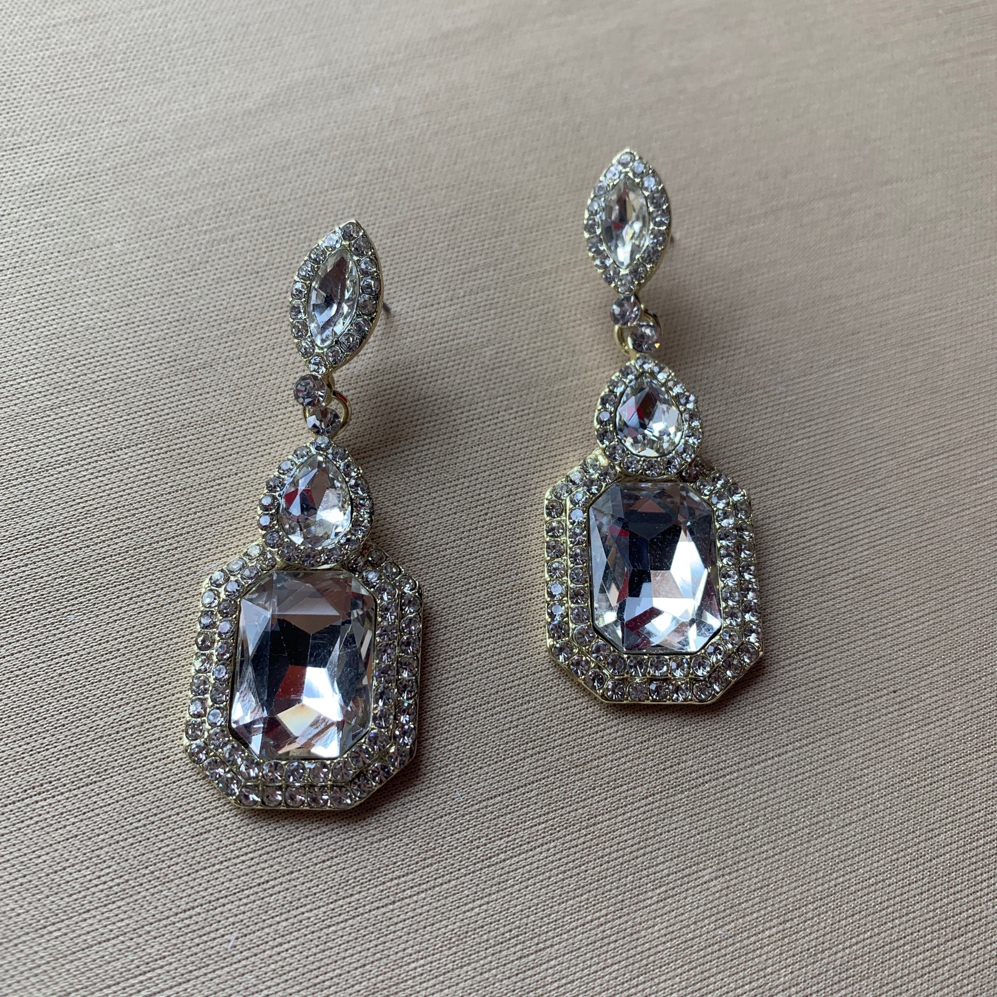 Aretes cuadrado