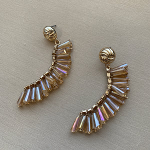 Arete largo cuentas