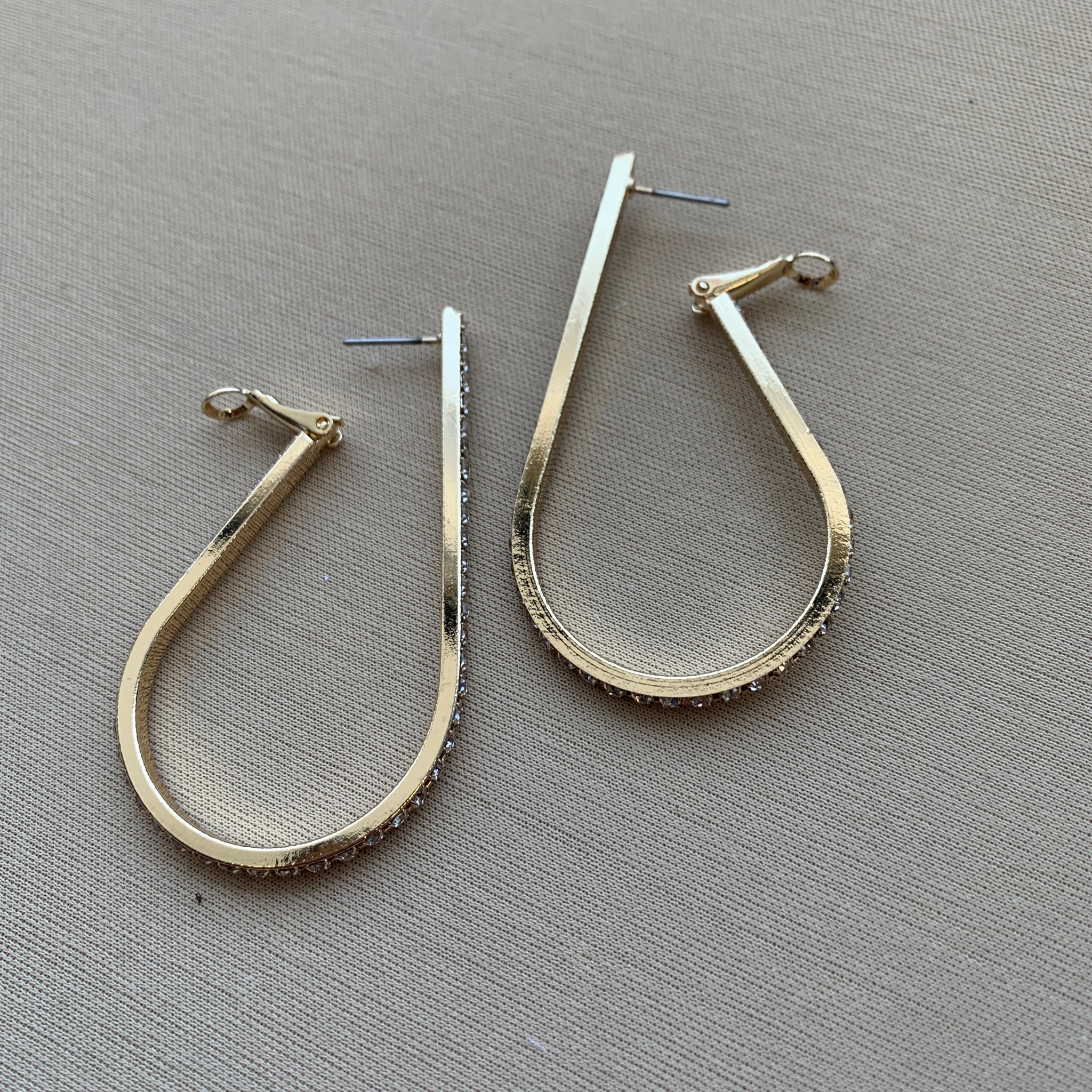 Arracada en forma de gota
