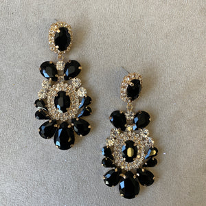 Arete flor en forma de gota negro-dorado
