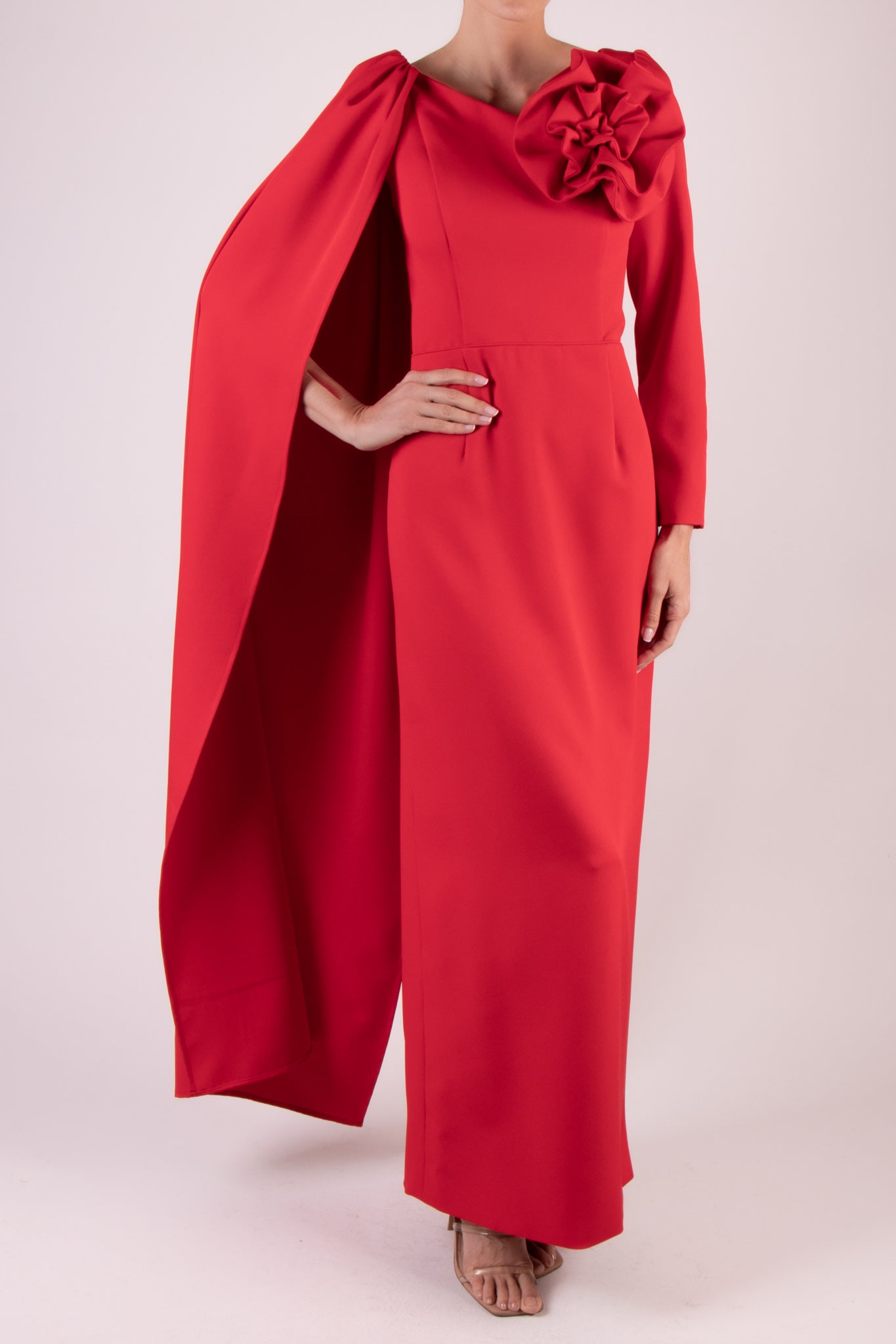 Vestido largo manga efecto capa rojo