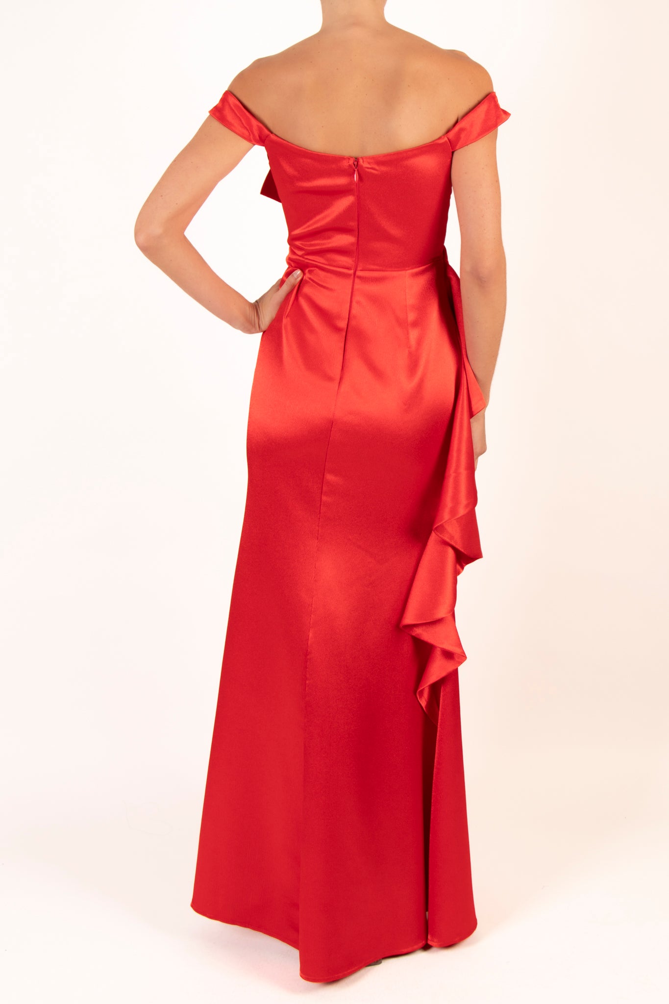 Vestido off the shoulder moño rojo