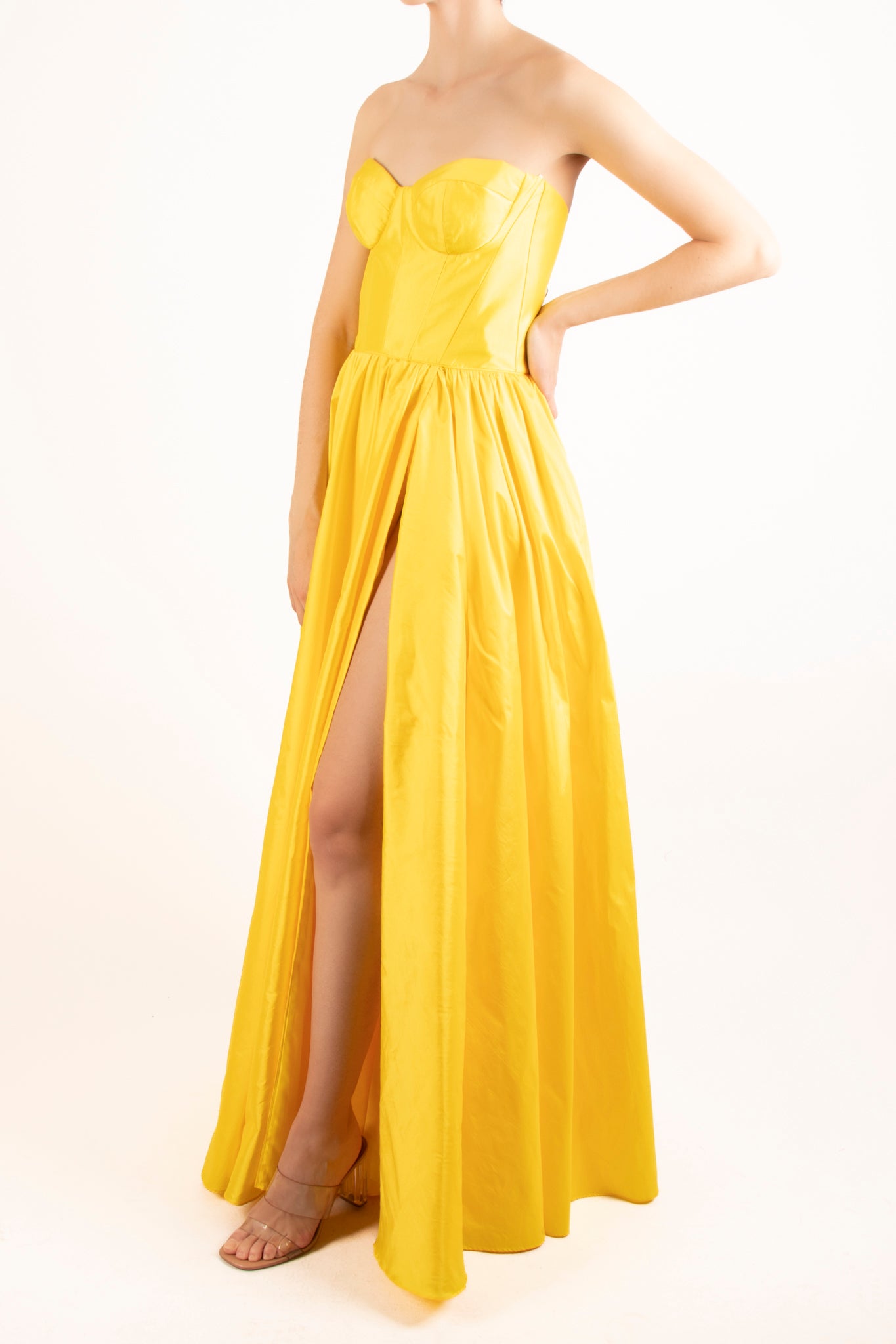 Vestido bustier corte A amarillo