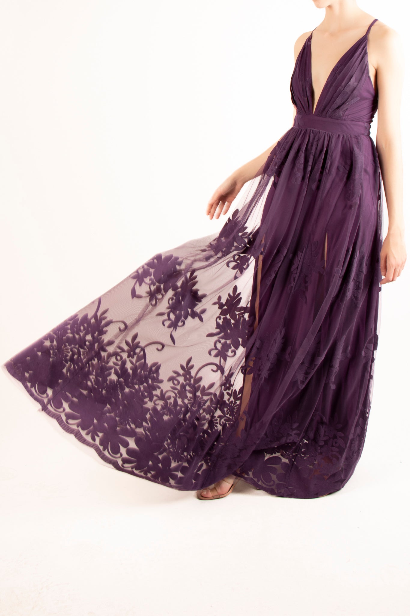 Vestido maxi tirantes terciopelo morado