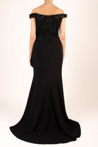Vestido bordado off the shoulder negro